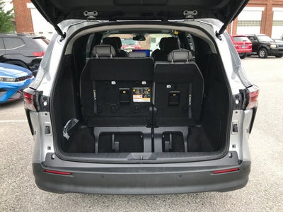 2025 Toyota Sienna XLE
