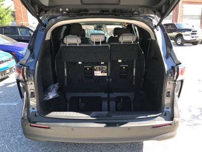 2025 Toyota Sienna XLE
