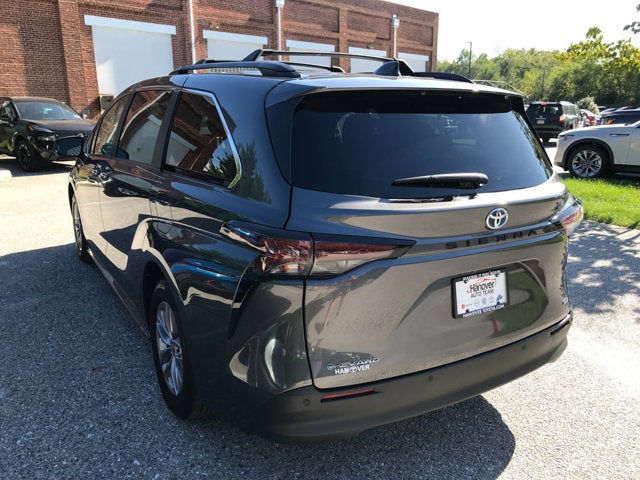 2025 Toyota Sienna XLE