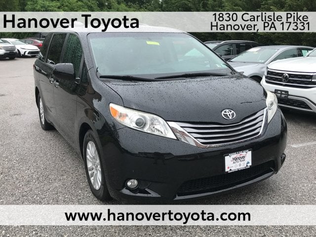 2017 Toyota Sienna XLE