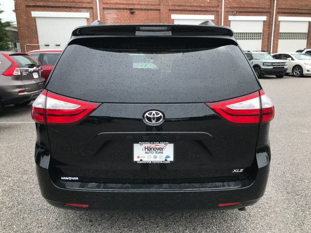 2017 Toyota Sienna XLE