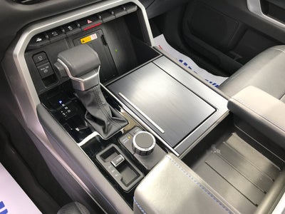 2024 Toyota Sequoia Platinum