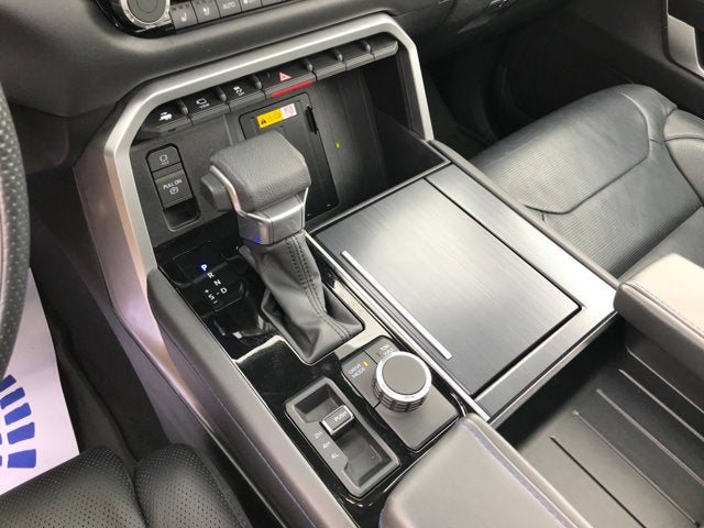 2024 Toyota Sequoia Platinum