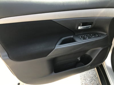 2018 Mitsubishi Outlander ES