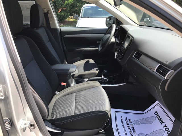 2018 Mitsubishi Outlander ES