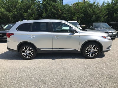 2018 Mitsubishi Outlander ES