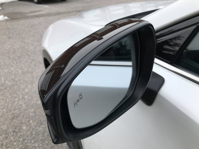 2025 Toyota Crown Signia Limited