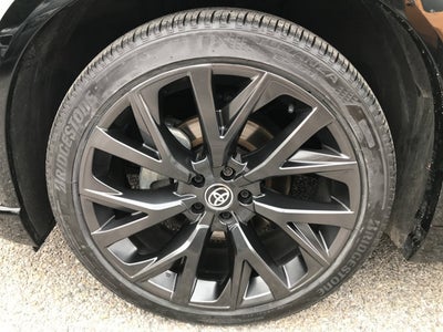 2025 Toyota Crown Signia Limited