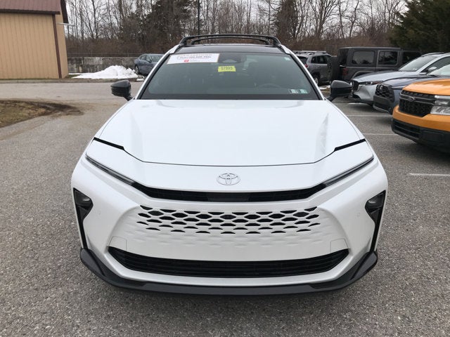 2025 Toyota Crown Signia Limited