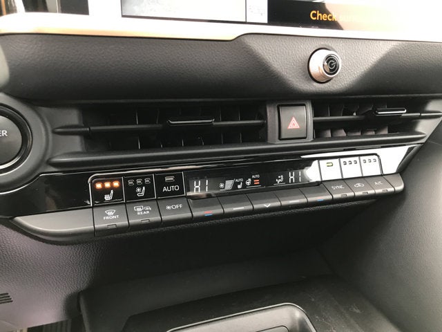 2025 Toyota Crown Signia Limited