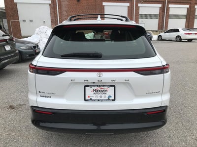 2025 Toyota Crown Signia Limited