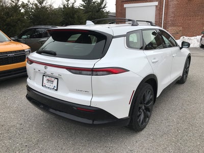 2025 Toyota Crown Signia Limited