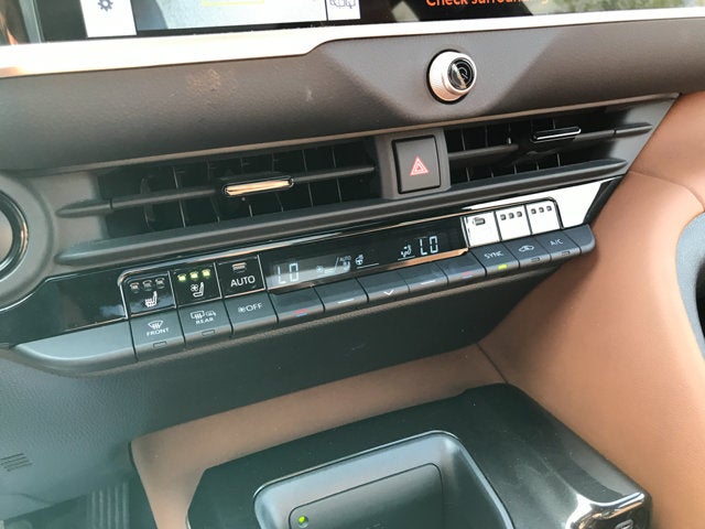 2025 Toyota Crown Signia Limited