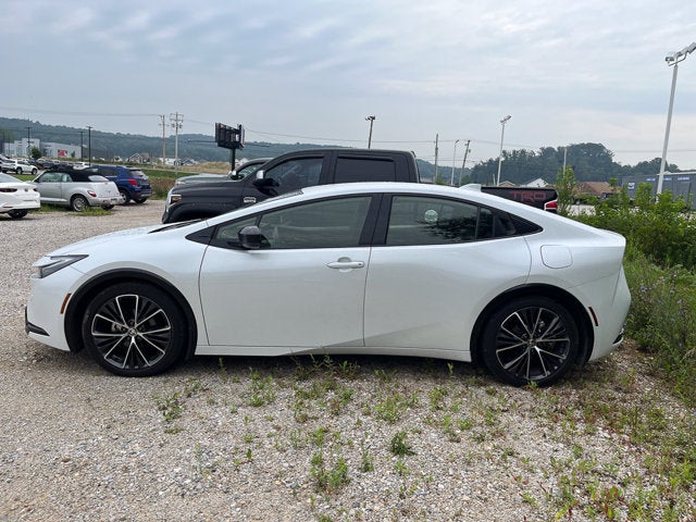 2024 Toyota Prius XLE
