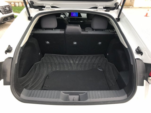 2023 Toyota Prius LE