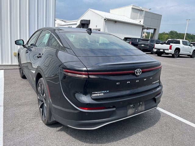 2023 Toyota Crown Platinum