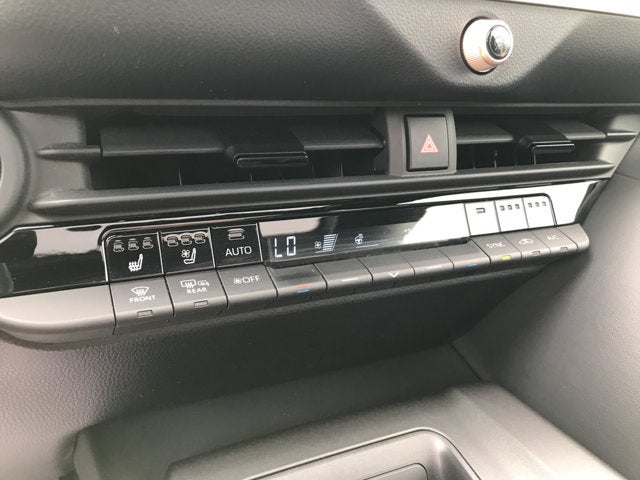2023 Toyota Crown Platinum