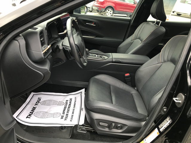 2023 Toyota Crown Platinum