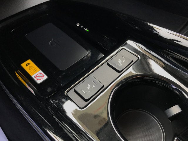 2022 Toyota Prius XLE