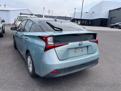 2019 Toyota Prius LE