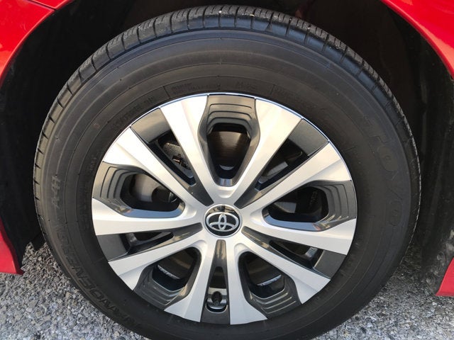 2022 Toyota Prius LE