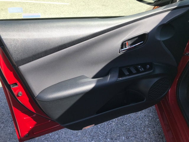 2022 Toyota Prius LE