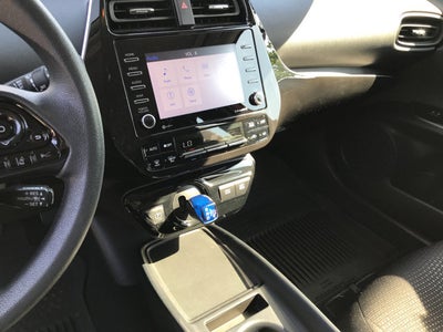 2022 Toyota Prius LE