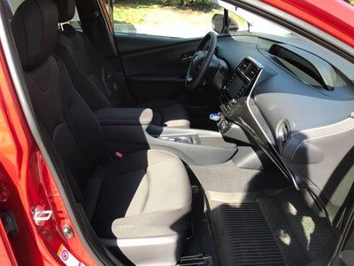 2022 Toyota Prius LE