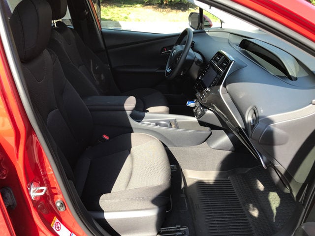 2022 Toyota Prius LE