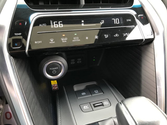 2024 Toyota Venza Nightshade