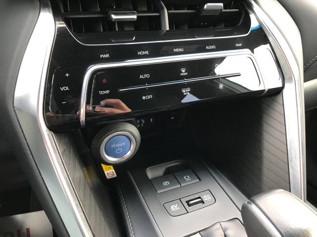 2022 Toyota Venza XLE