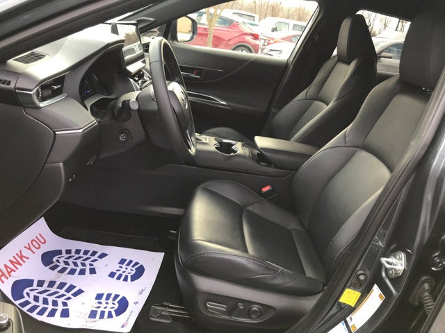 2022 Toyota Venza XLE