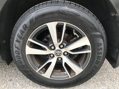 2017 Toyota RAV4 XLE