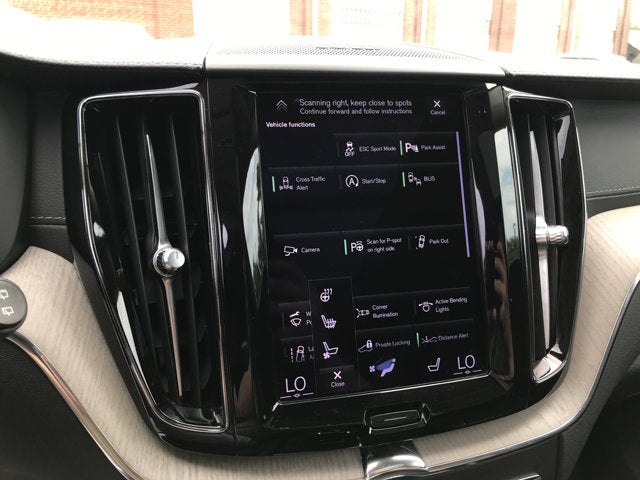 2021 Volvo XC60 Inscription