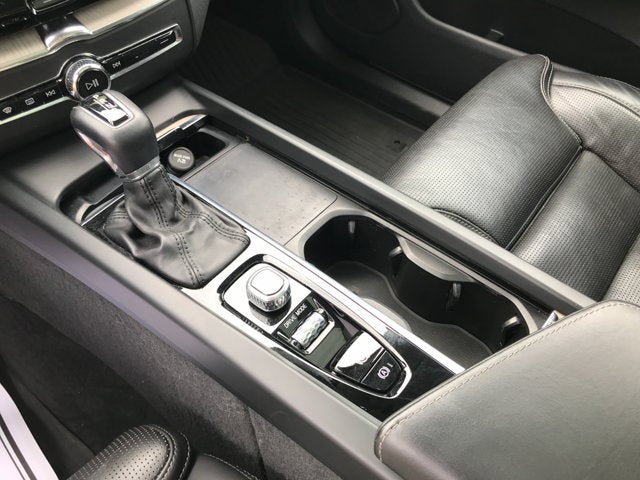 2021 Volvo XC60 Inscription