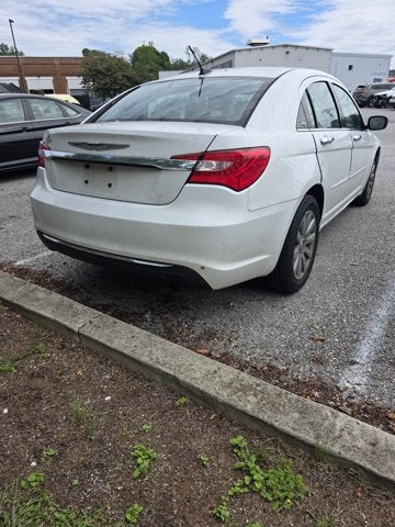 2014 Chrysler 200 Touring