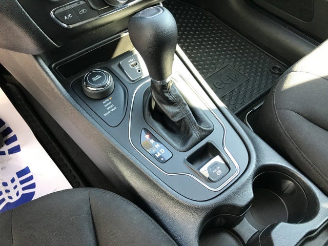 2020 Jeep Cherokee Latitude