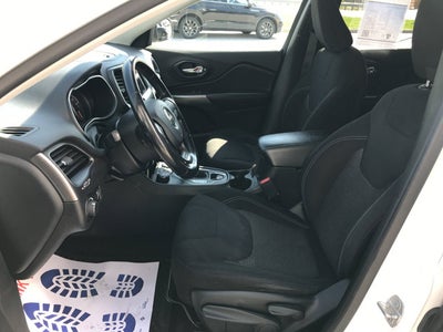 2020 Jeep Cherokee Latitude