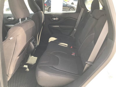 2020 Jeep Cherokee Latitude