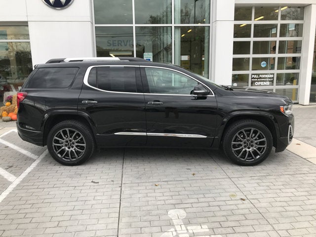 2022 GMC Acadia Denali