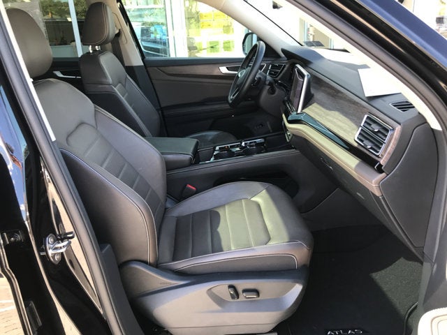 2024 Volkswagen Atlas 2.0T SEL
