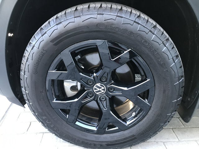 2025 Volkswagen Atlas 2.0T Peak Edition