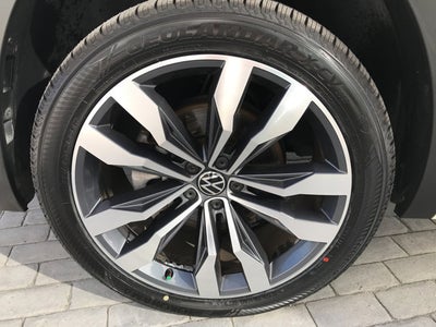 2023 Volkswagen Atlas Cross Sport 3.6L V6 SEL Premium R-Line