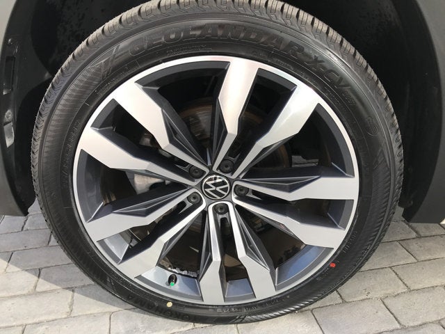 2023 Volkswagen Atlas Cross Sport 3.6L V6 SEL Premium R-Line
