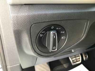 2023 Volkswagen Atlas Cross Sport 3.6L V6 SEL Premium R-Line