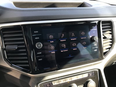 2023 Volkswagen Atlas Cross Sport 3.6L V6 SEL Premium R-Line