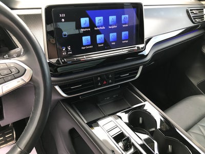 2024 Volkswagen Atlas Cross Sport 2.0T SEL Premium R-Line