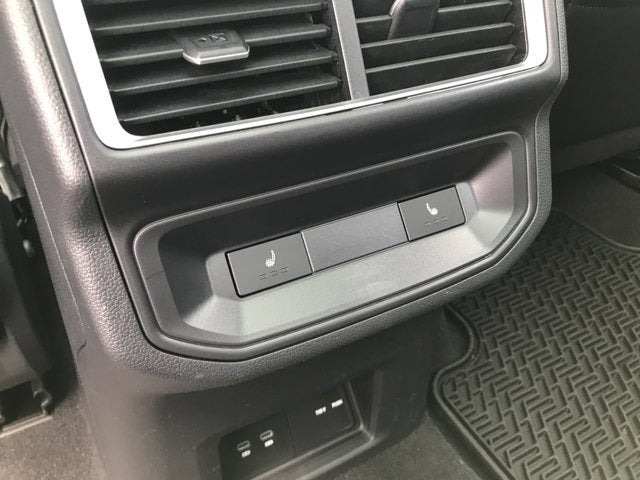 2024 Volkswagen Atlas Cross Sport 2.0T SEL Premium R-Line