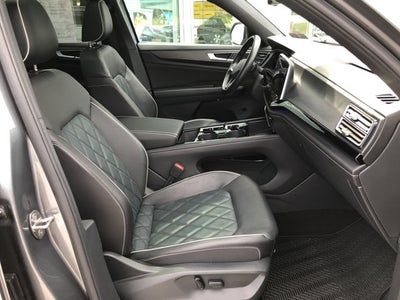 2024 Volkswagen Atlas Cross Sport 2.0T SEL Premium R-Line