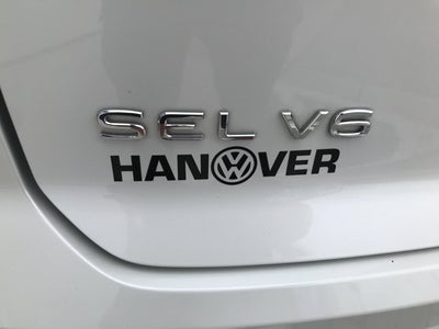 2023 Volkswagen Atlas Cross Sport 3.6L V6 SEL Premium R-Line